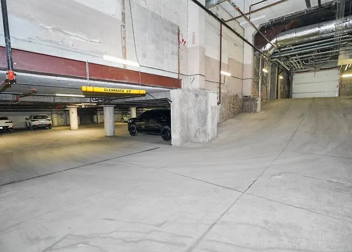 Apartment Mccormick Place Downtown: Luxurious 3br/2ba For 10 *